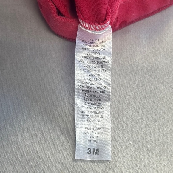 Pekkle - Red and Purple Onesie sleeper with dancing fairies - Picture 3 of 4